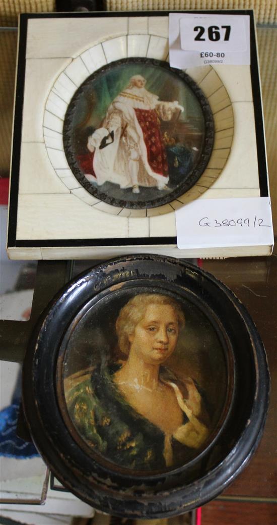 3 miniatures(-)